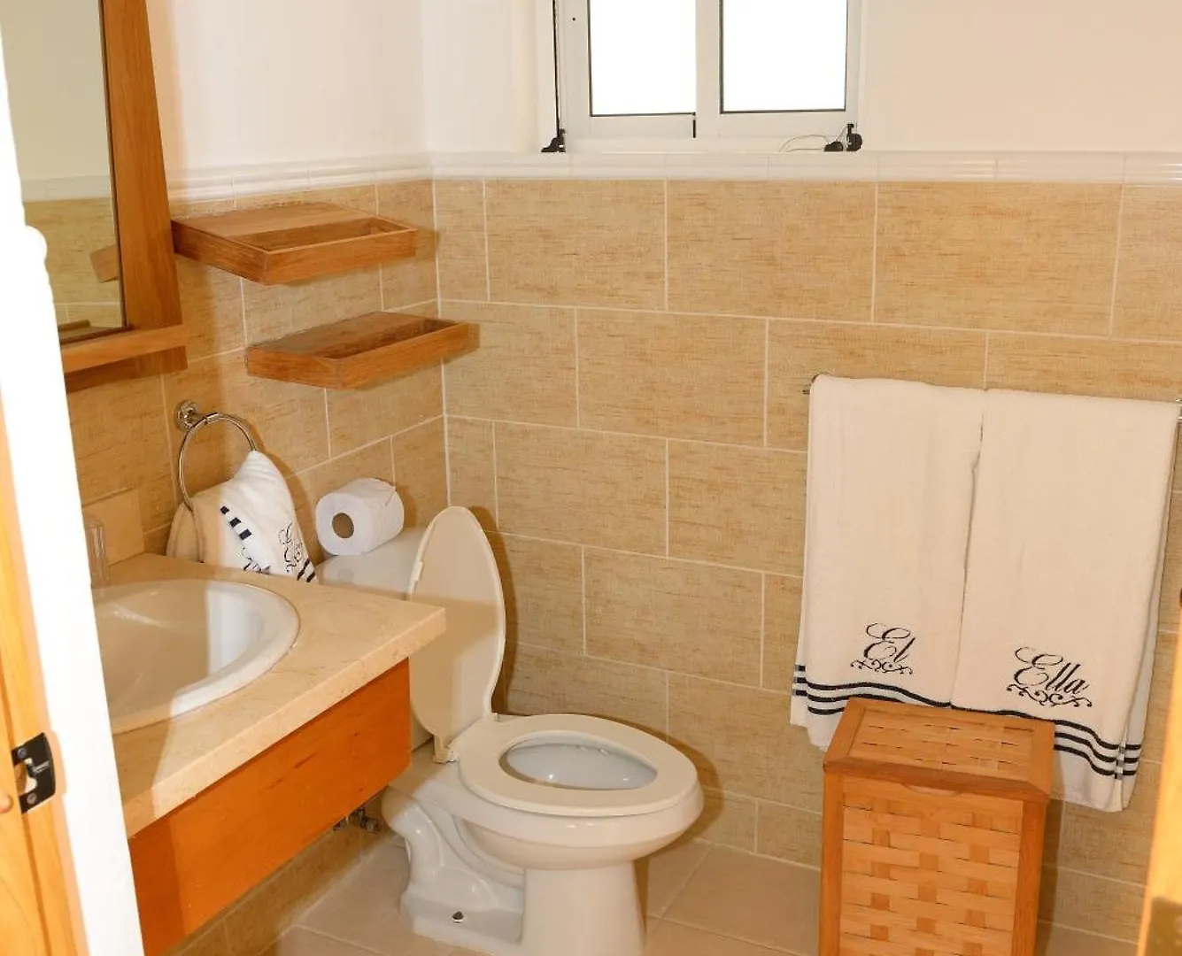 2Br Beachfront Unit W View - 62 巴亚希贝 公寓
